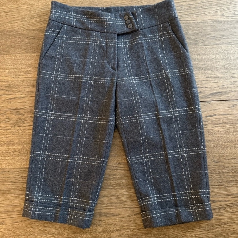 Vintage French Wool Culottes - Dark Academia Grey Plaid City Shorts - Size S - Picture 3 of 8